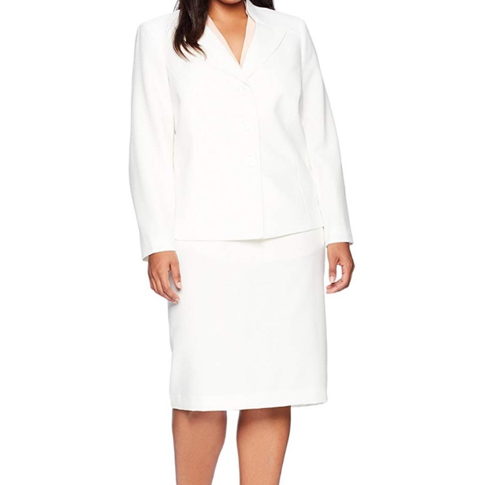 White Le Suit, never wore with tags.